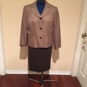 Meet your Posher, Yolanda